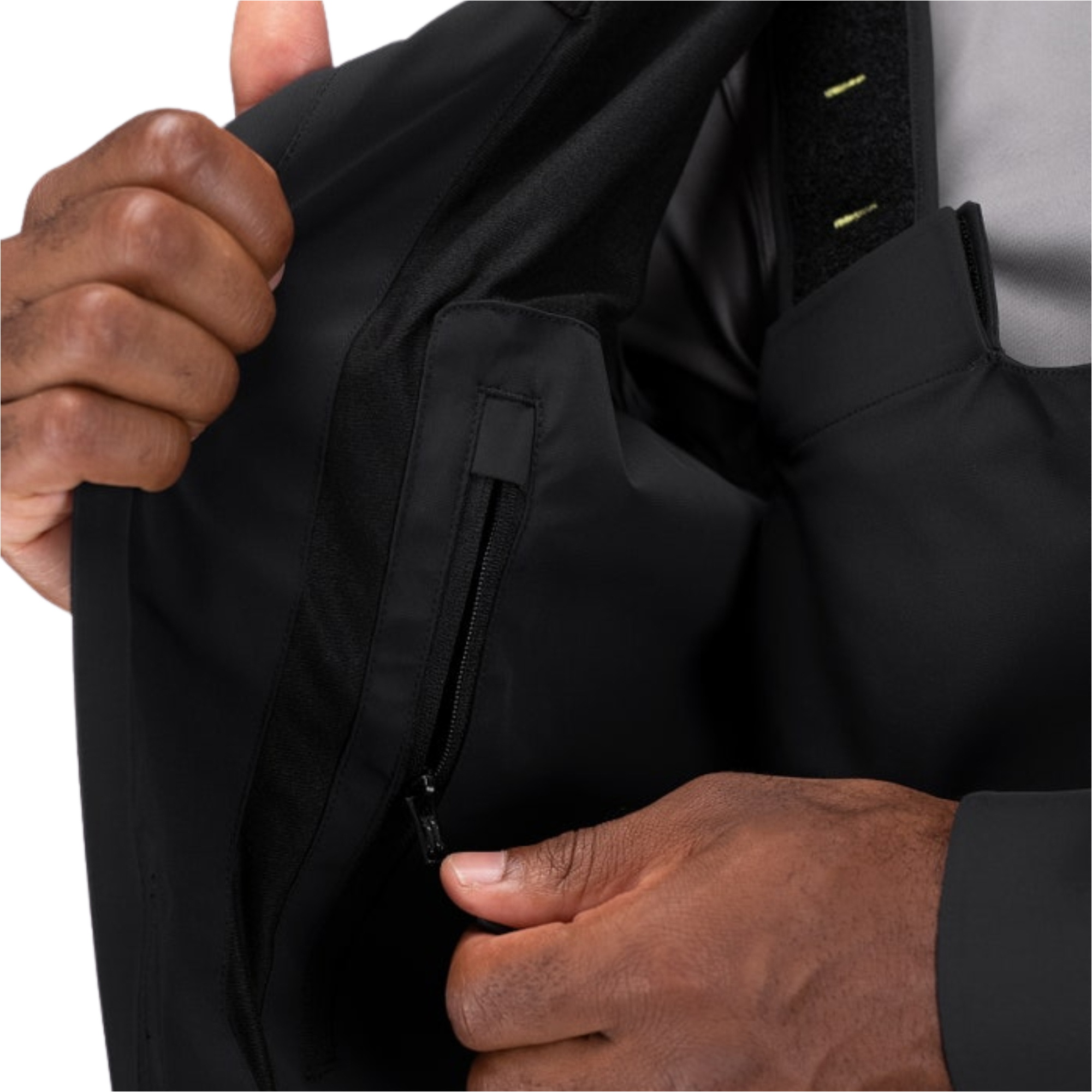 2026 Zhik Mens OFS600 Offshore Cruising Sailing Jacket JKT-0600-M-BLK - Black